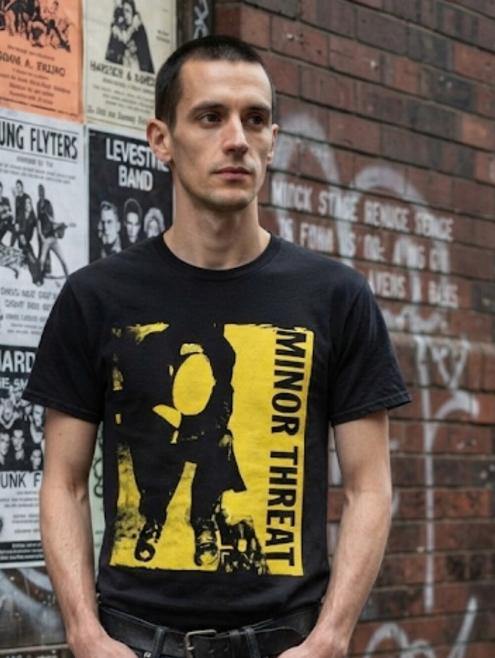 Minor Threat First Two 7"s Band T-Shirt Black Yellow Hardcore Punk Size Small